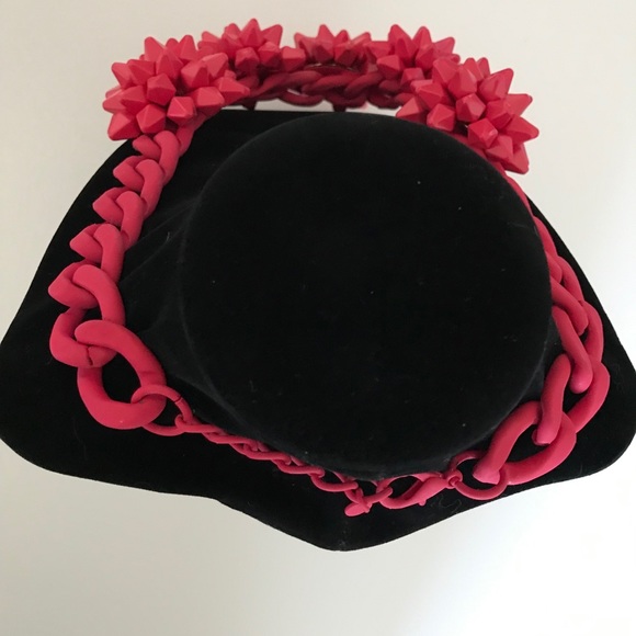 Zara Red Verbena Hand-painted Necklace - Picture 12 of 15